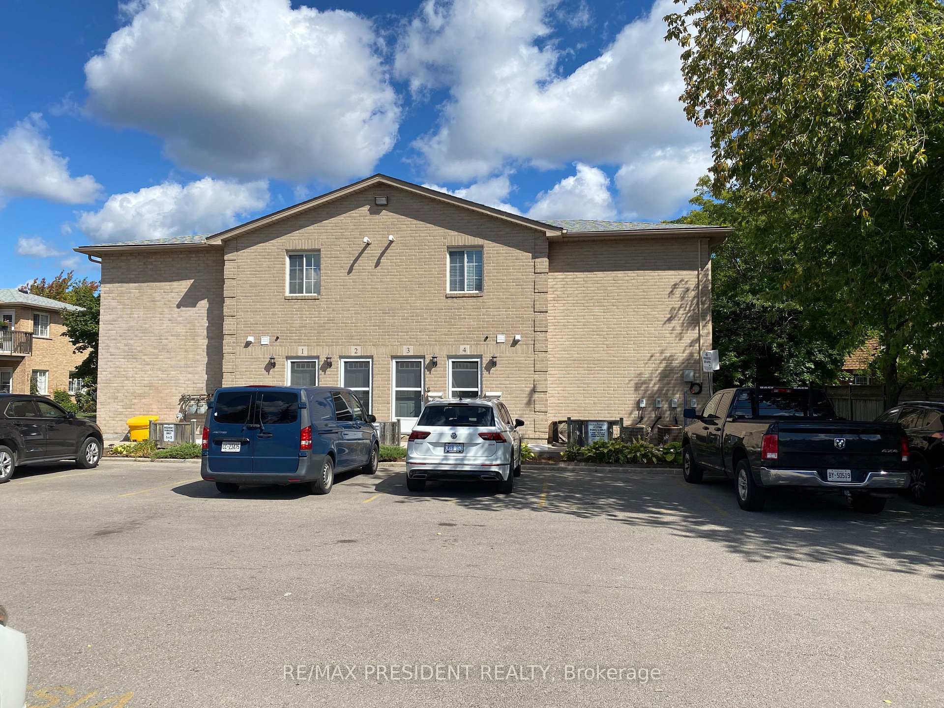 Photo of Unit 4, 897 Stone Church Road E
