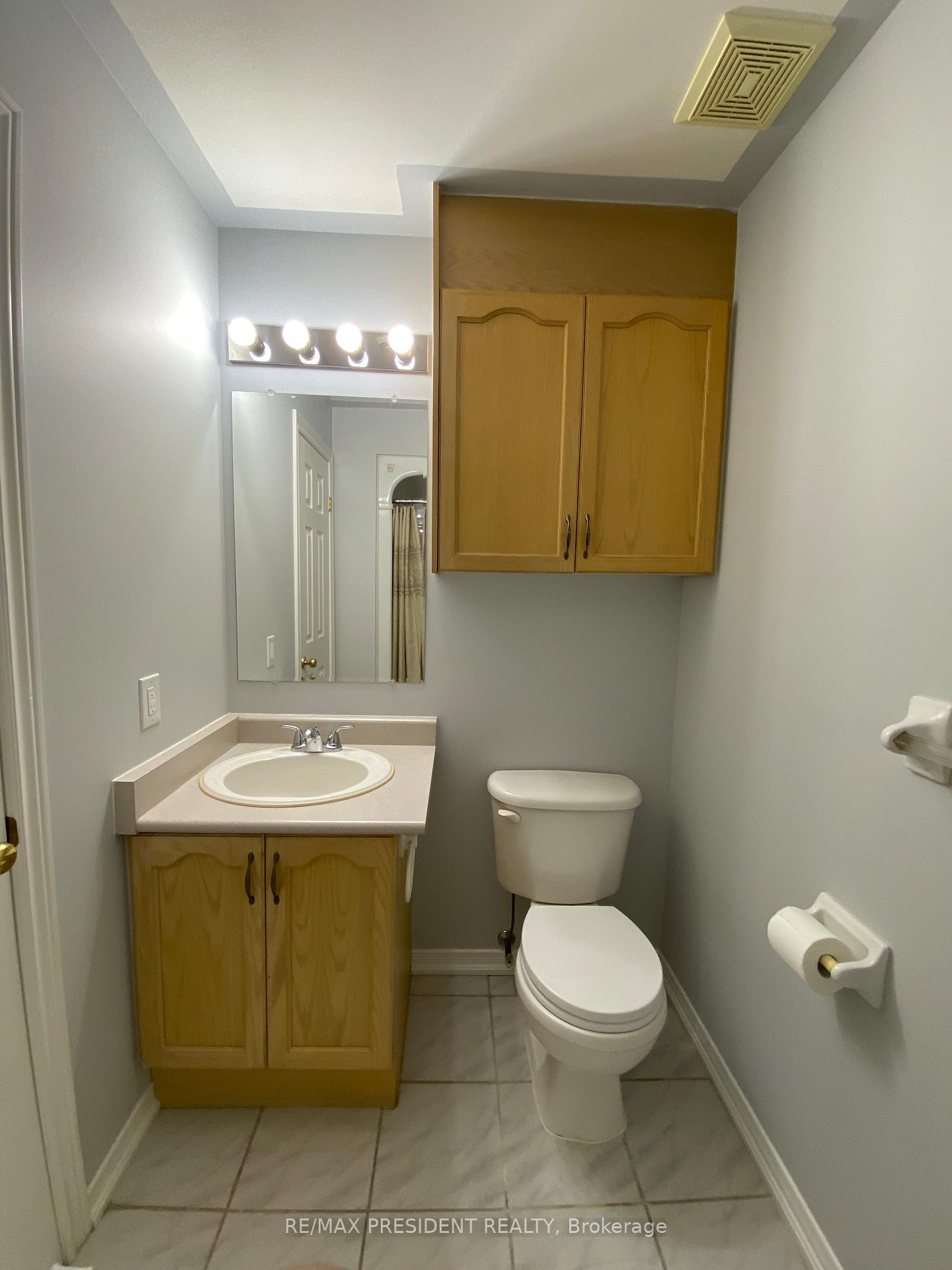 Photo 9 of Unit 4, 897 Stone Church Road E, Hamilton, Quinndale — HOMEH