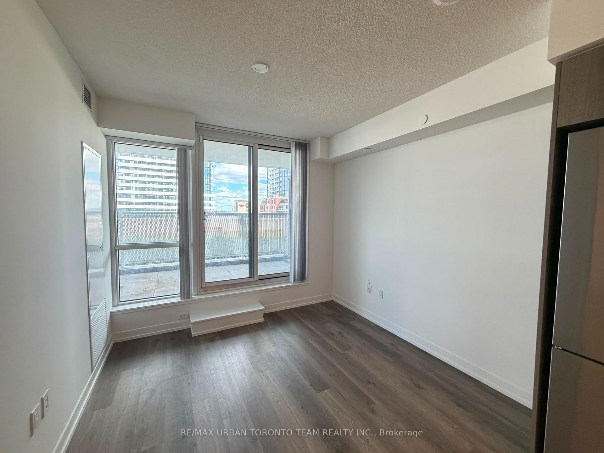 Photo 7 of Unit 301, 195 Commerce Street, Vaughan, Vaughan Corporate Centre — HOMEH