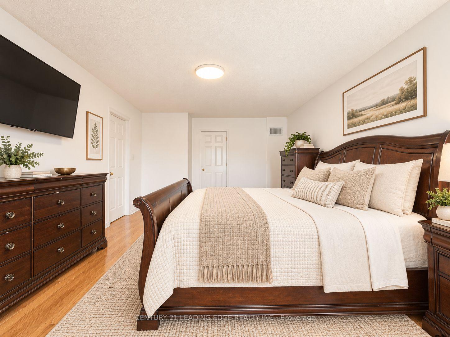 Photo 24 of 19 Kingly Crest Way, Vaughan, Sonoma Heights — HOMEH