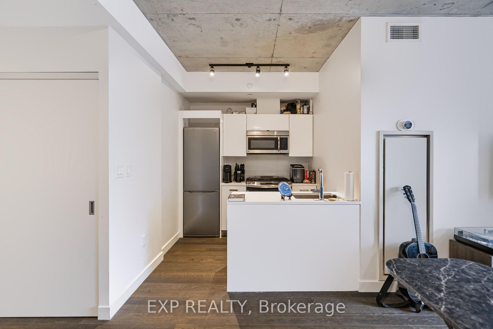 Photo 10 of Unit 301, 224 Lyon Street N, Ottawa, Ottawa Centre — HOMEH