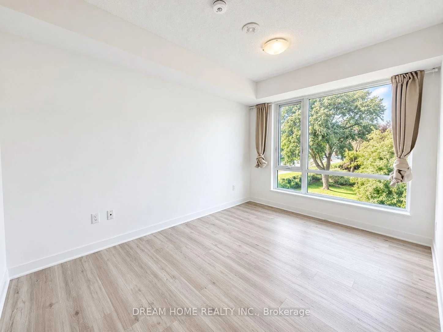 Photo 24 of Unit 319, 3220 Sheppard Avenue E, Scarborough, Tam O'Shanter-Sullivan — HOMEH