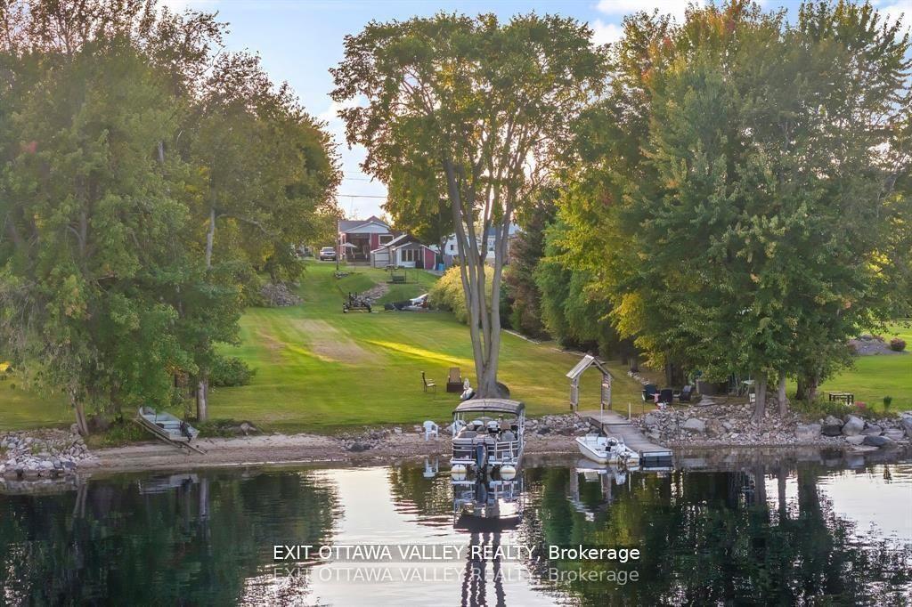 Photo of 44 Lacroix Bay Road