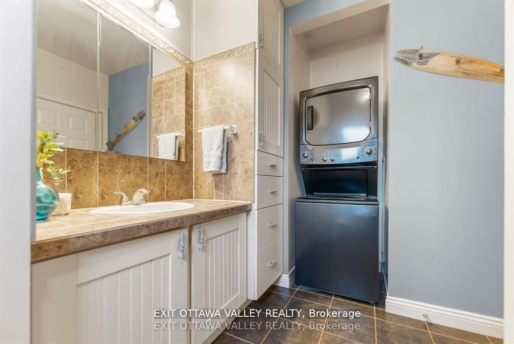 Photo 20 of 44 Lacroix Bay Road, Whitewater Region, Whitewater Region — HOMEH