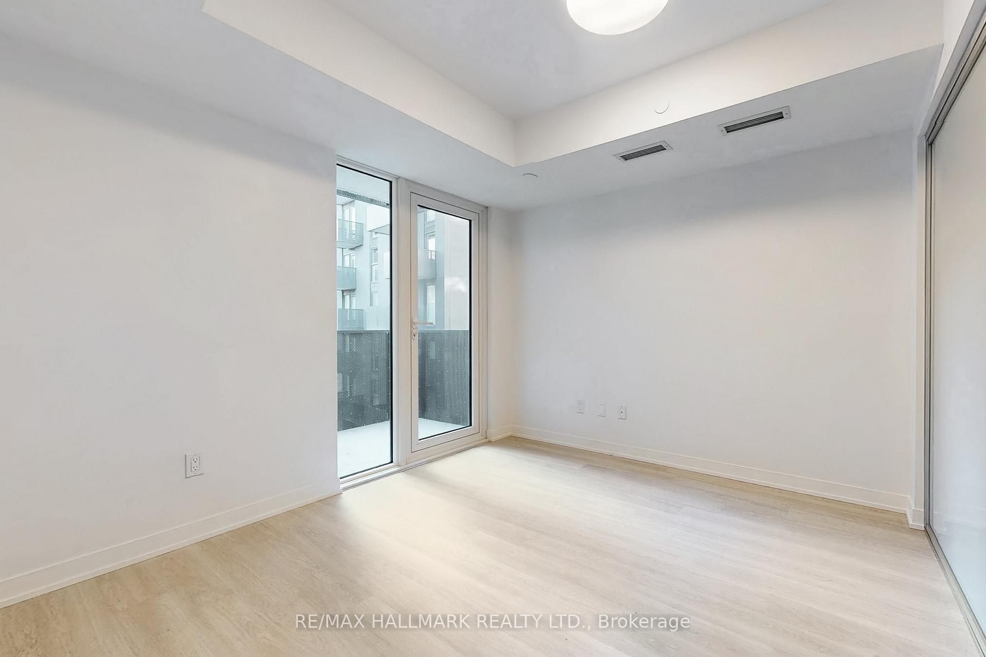 Photo 5 of Unit 424, 500 Wilson Avenue, North York, Clanton Park — HOMEH