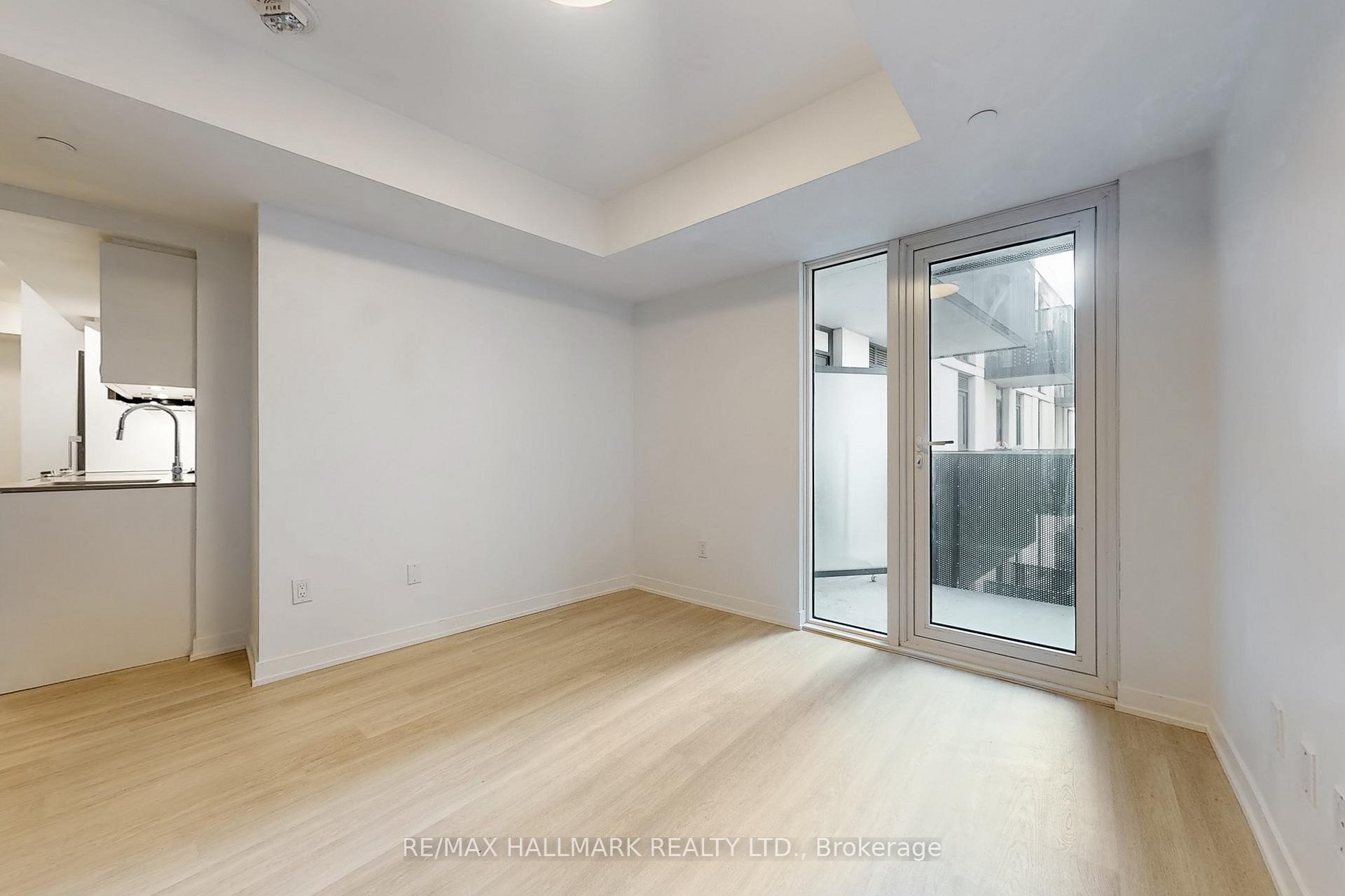 Photo 6 of Unit 424, 500 Wilson Avenue, North York, Clanton Park — HOMEH