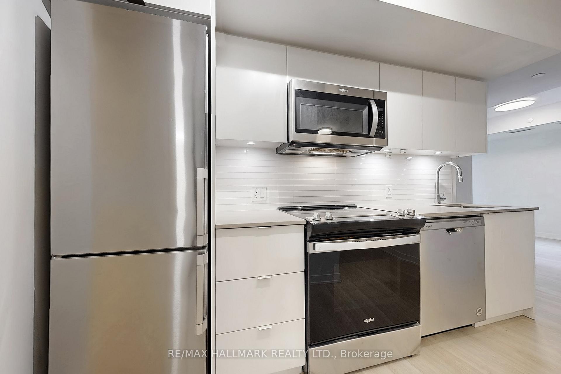 Photo 9 of Unit 424, 500 Wilson Avenue, North York, Clanton Park — HOMEH