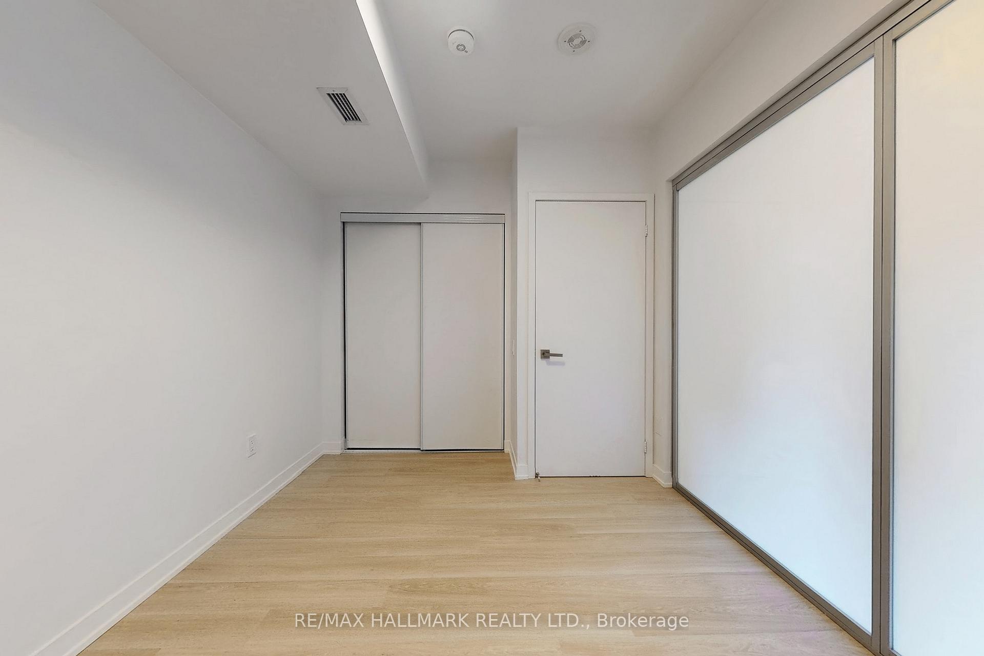Photo 13 of Unit 424, 500 Wilson Avenue, North York, Clanton Park — HOMEH