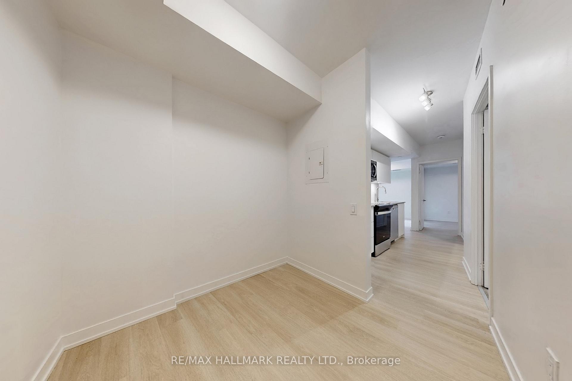 Photo 16 of Unit 424, 500 Wilson Avenue, North York, Clanton Park — HOMEH