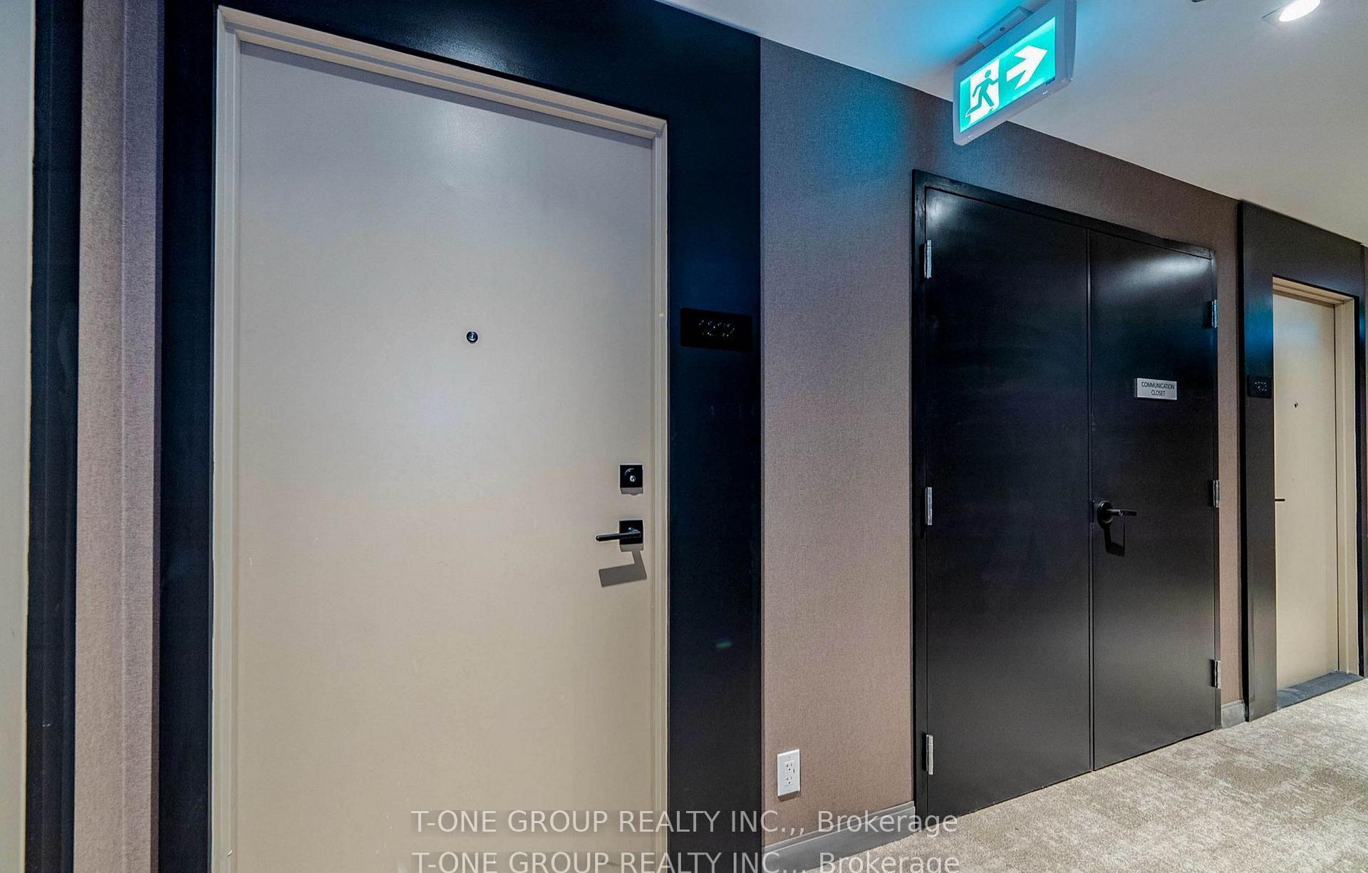Photo 3 of Unit 1202, 55 Mercer Street, Toronto, Waterfront Communities — HOMEH