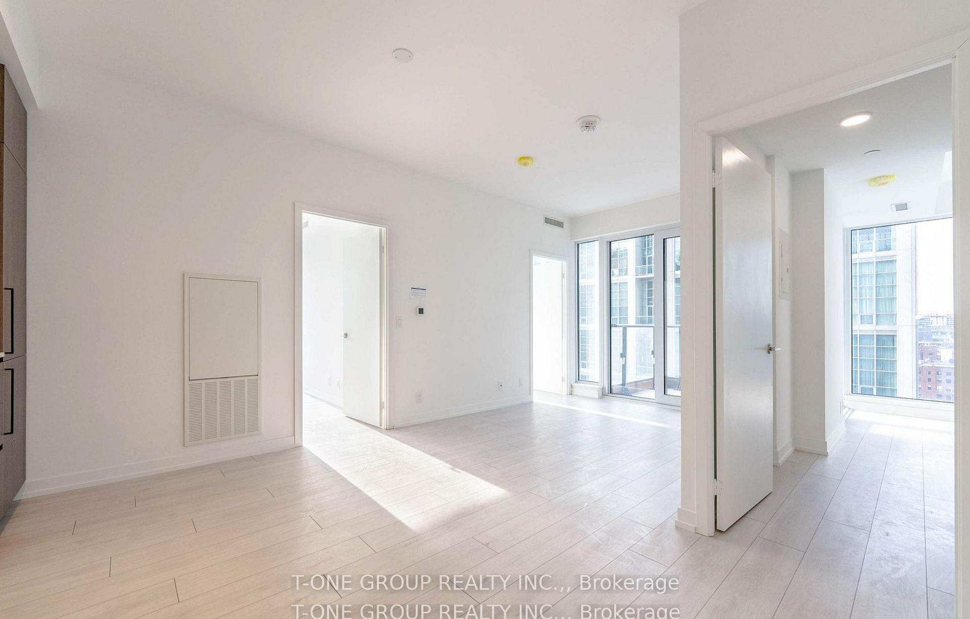 Photo 10 of Unit 1202, 55 Mercer Street, Toronto, Waterfront Communities — HOMEH