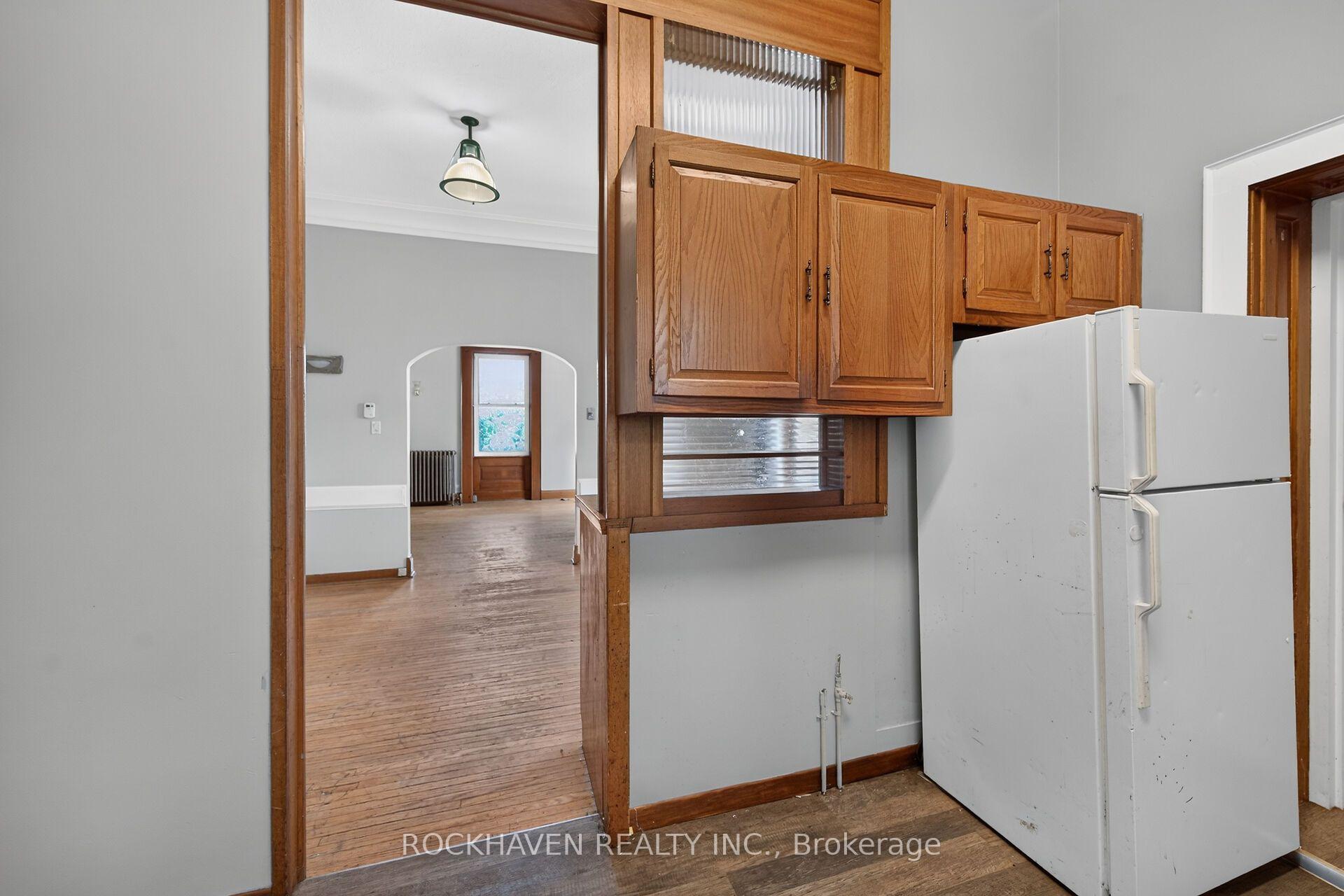 Photo 18 of 15 St David Street W, Thorold, Thorold Downtown — HOMEH