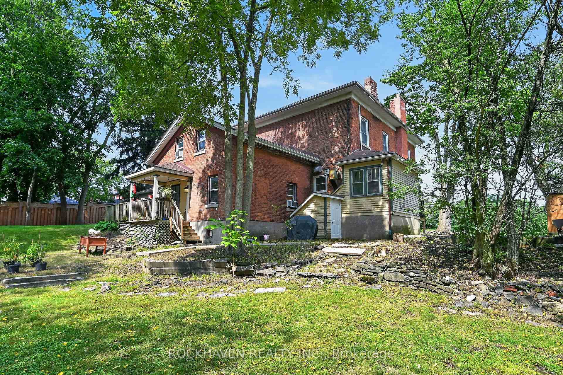 Photo 42 of 15 St David Street W, Thorold, Thorold Downtown — HOMEH