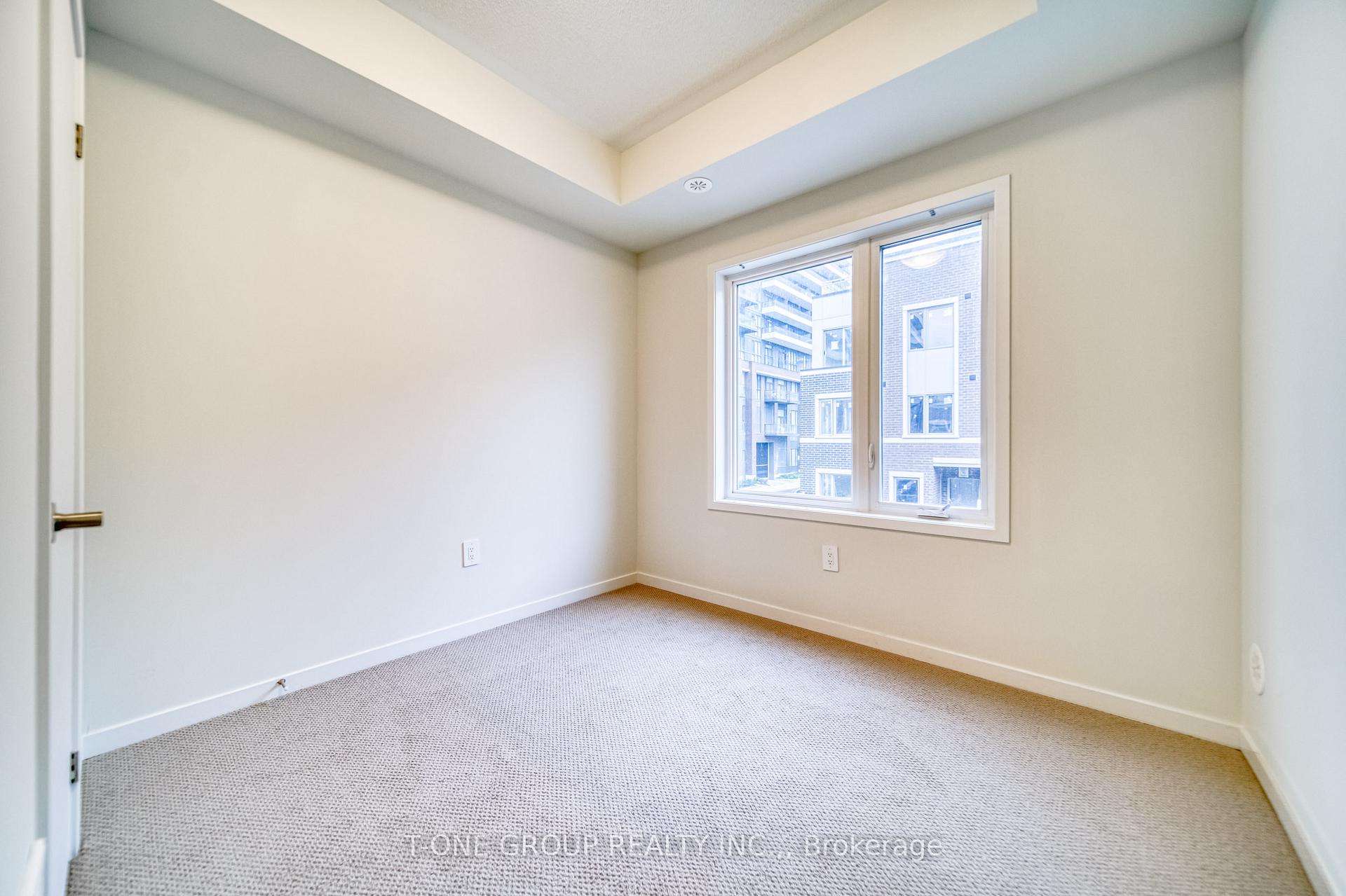Photo 22 of Unit 46, 21 Honeycrisp Crescent, Vaughan, Vaughan Corporate Centre — HOMEH