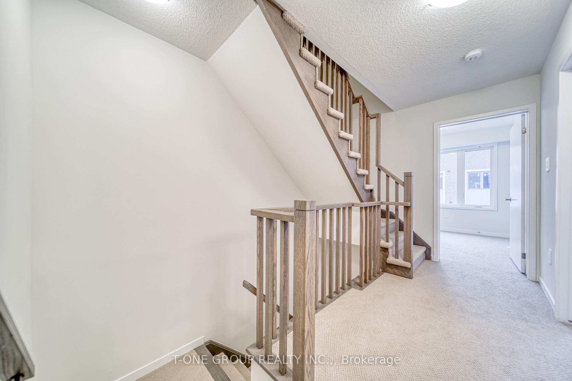 Photo 27 of Unit 46, 21 Honeycrisp Crescent, Vaughan, Vaughan Corporate Centre — HOMEH