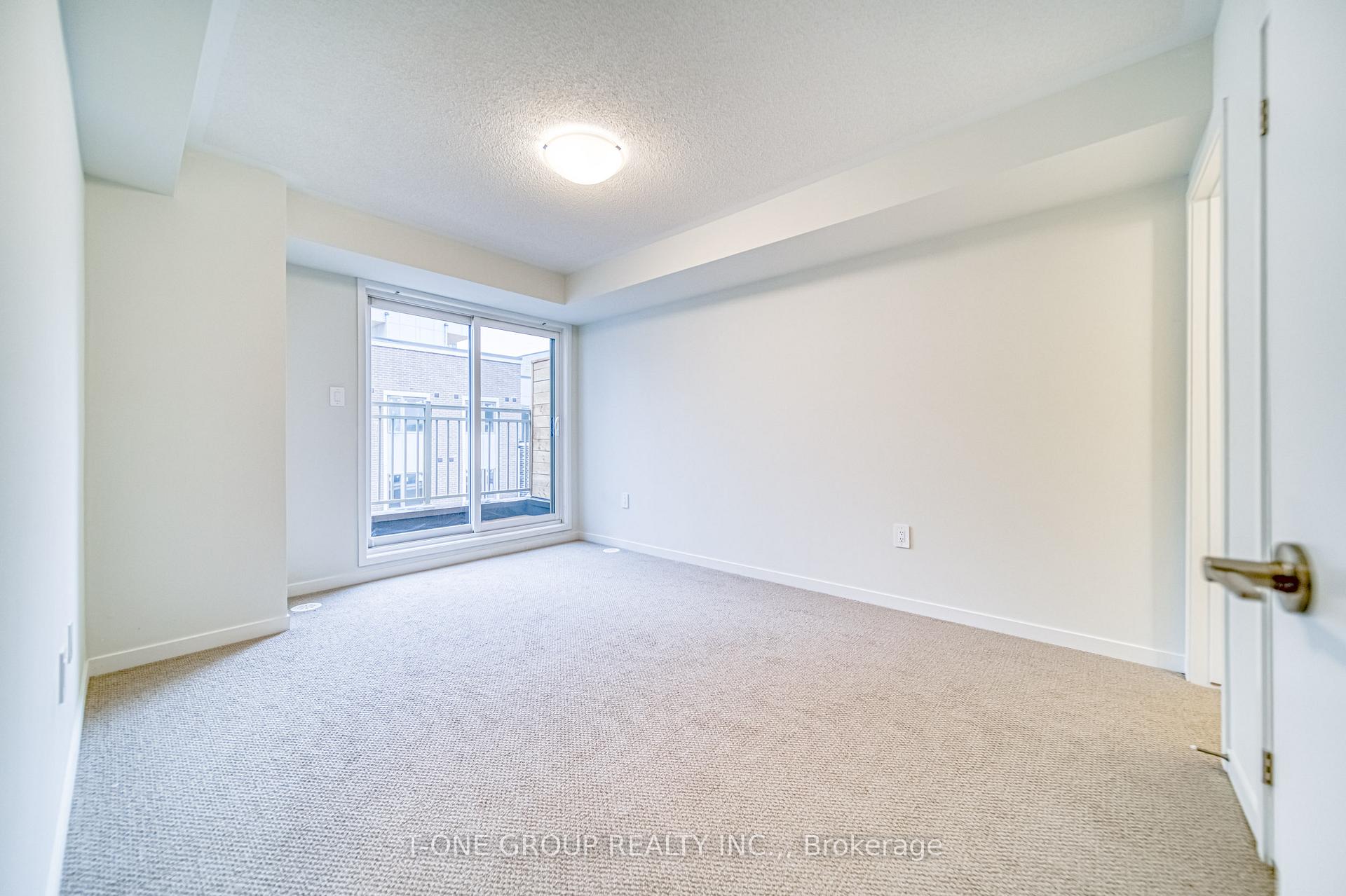 Photo 28 of Unit 46, 21 Honeycrisp Crescent, Vaughan, Vaughan Corporate Centre — HOMEH
