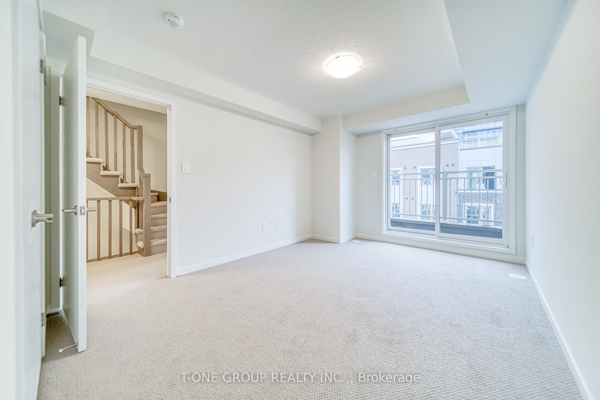 Photo 29 of Unit 46, 21 Honeycrisp Crescent, Vaughan, Vaughan Corporate Centre — HOMEH