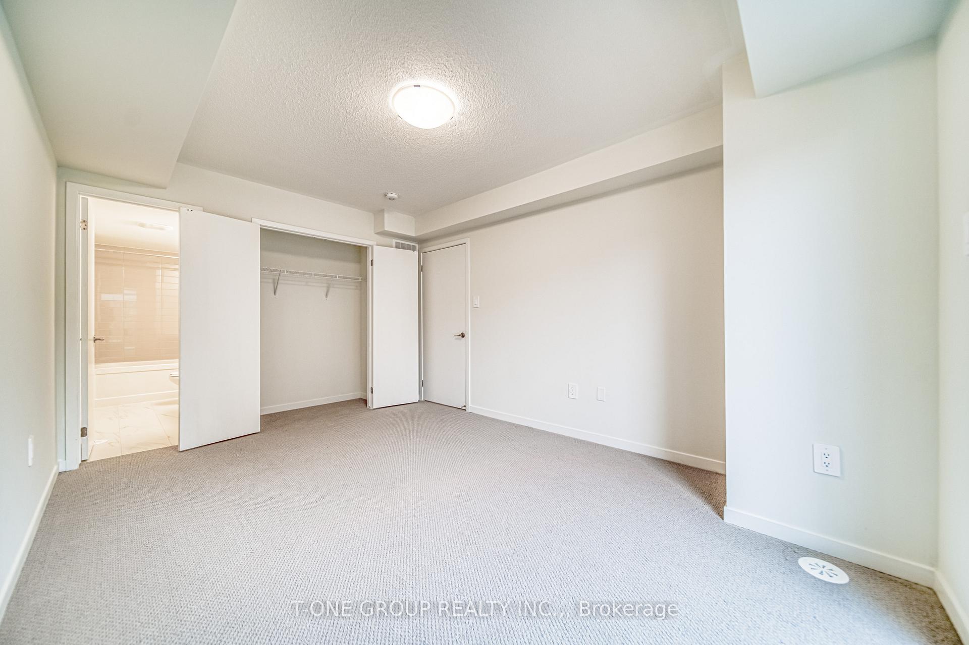 Photo 31 of Unit 46, 21 Honeycrisp Crescent, Vaughan, Vaughan Corporate Centre — HOMEH