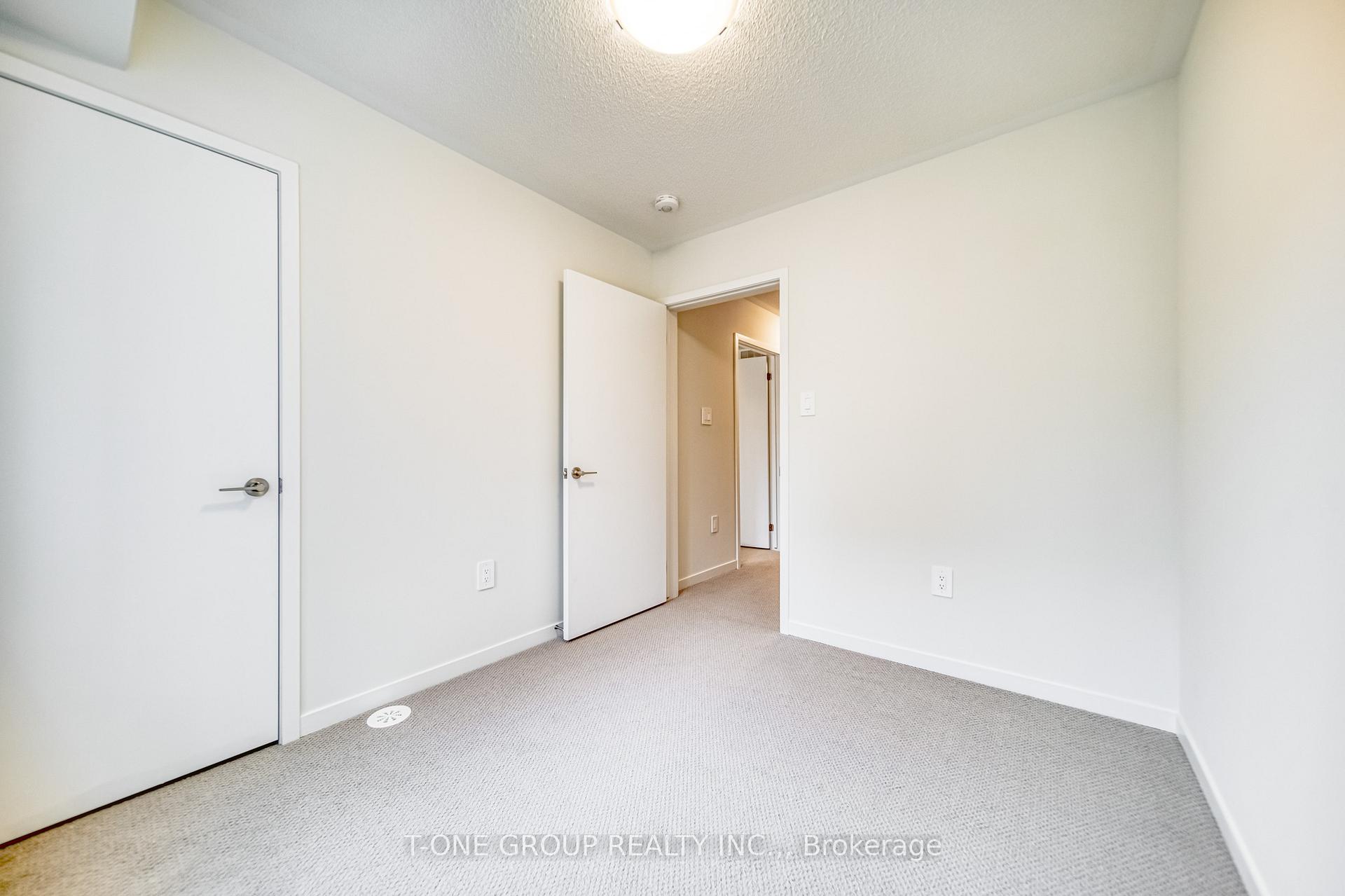 Photo 36 of Unit 46, 21 Honeycrisp Crescent, Vaughan, Vaughan Corporate Centre — HOMEH