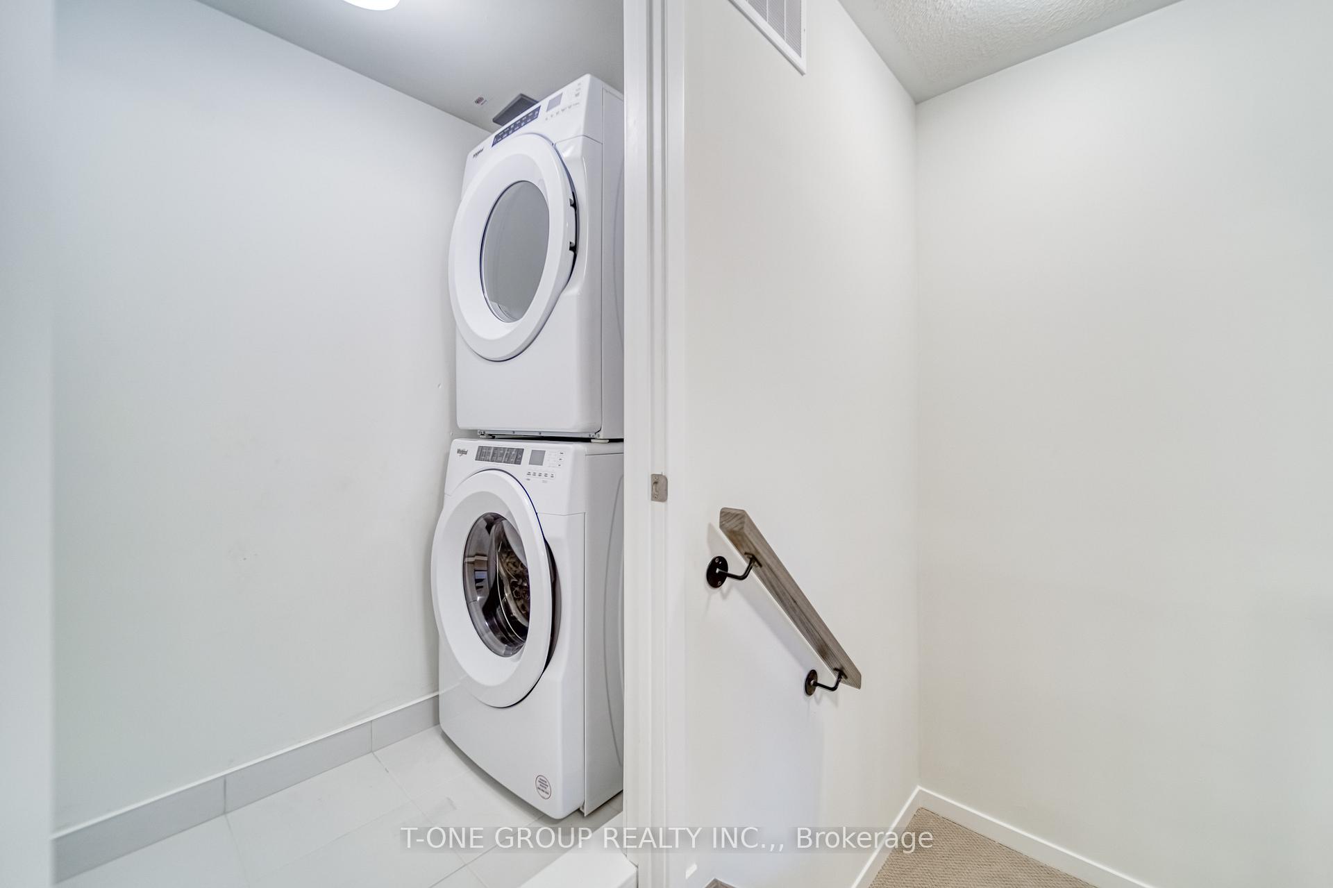 Photo 38 of Unit 46, 21 Honeycrisp Crescent, Vaughan, Vaughan Corporate Centre — HOMEH