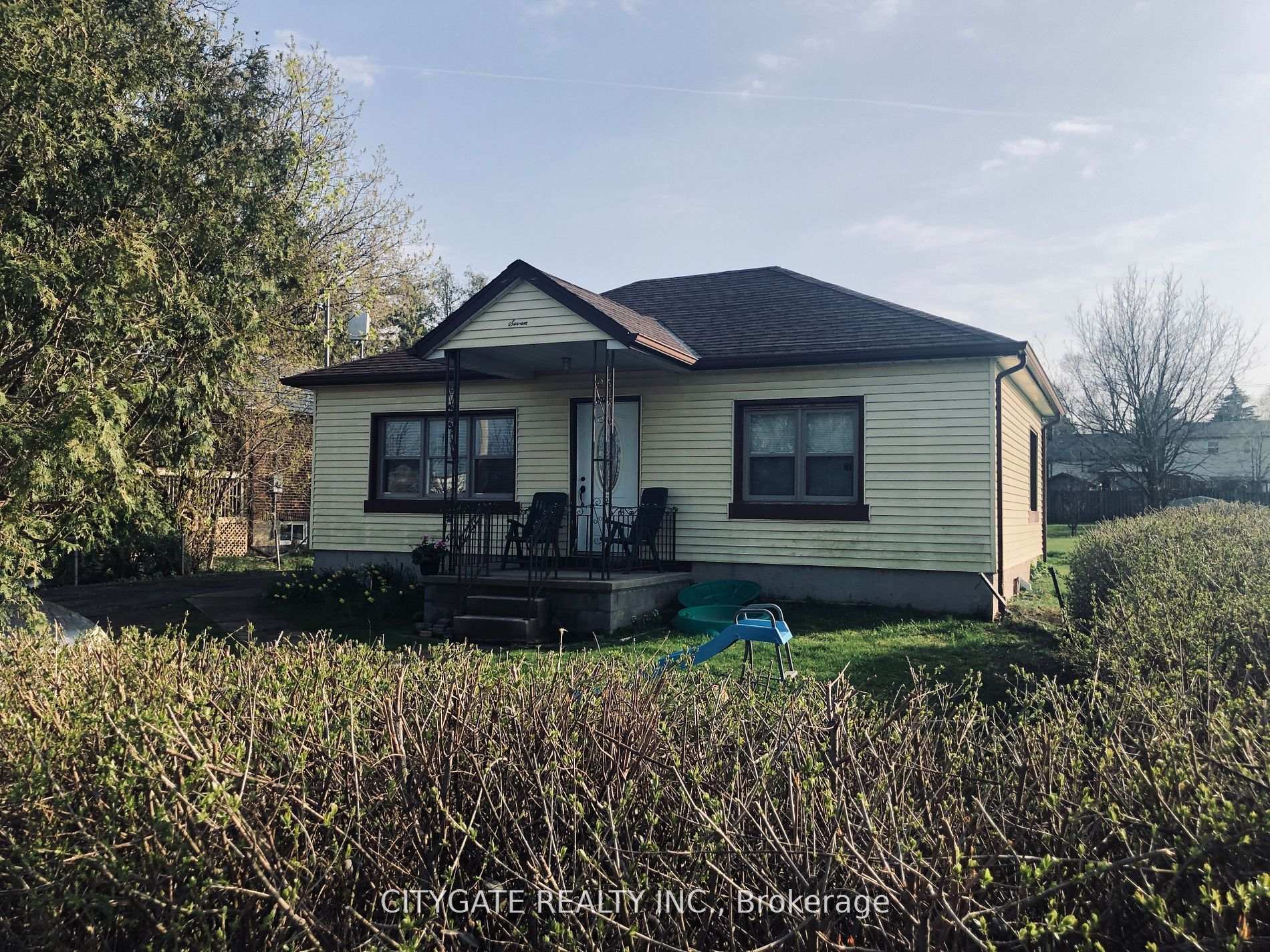 Photo 1 of 7 Milton Heights Crescent, Milton, Milton North — HOMEH