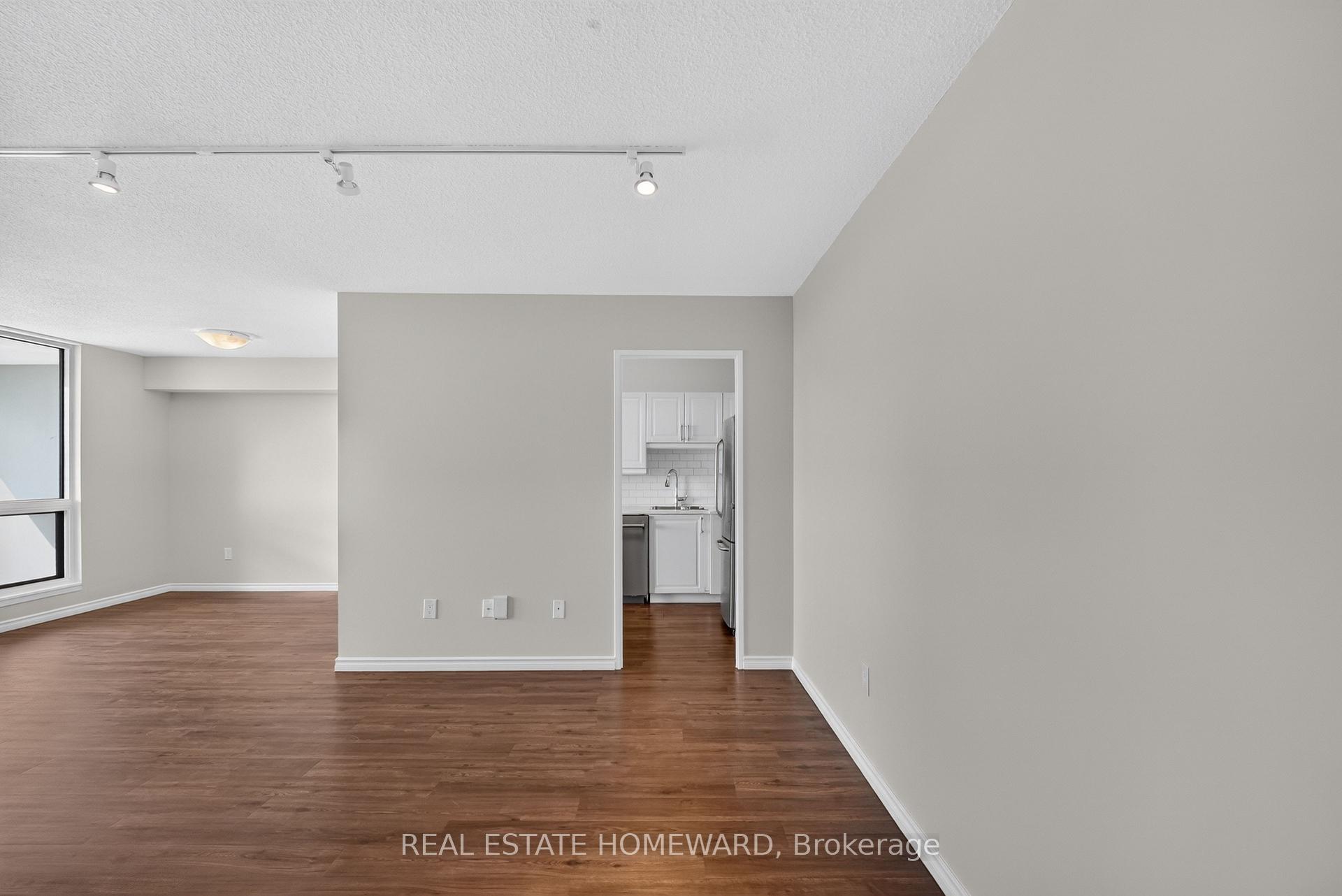 Photo 16 of Unit 1804, 100 Quebec Avenue, Toronto, High Park North — HOMEH