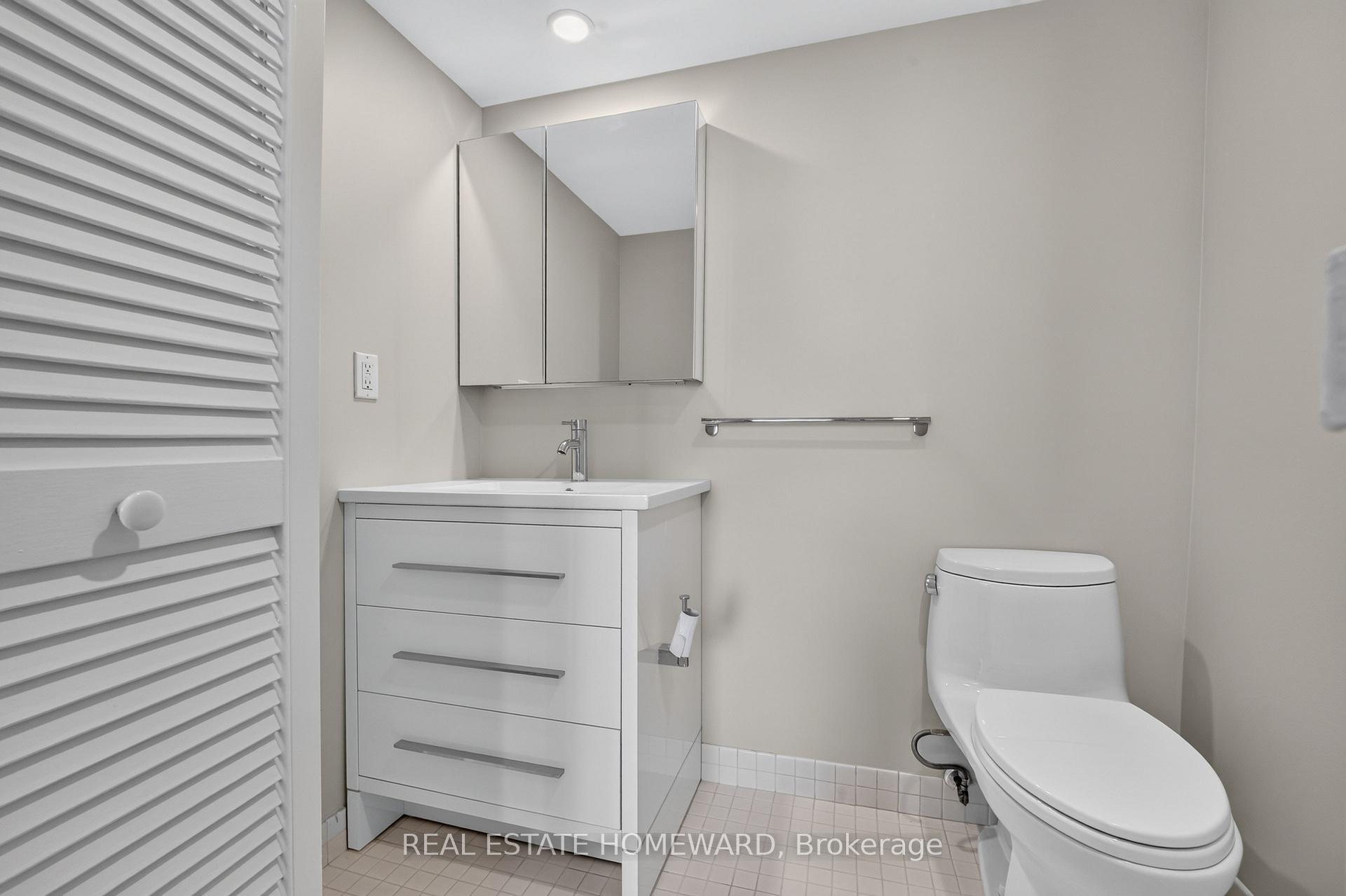 Photo 29 of Unit 1804, 100 Quebec Avenue, Toronto, High Park North — HOMEH