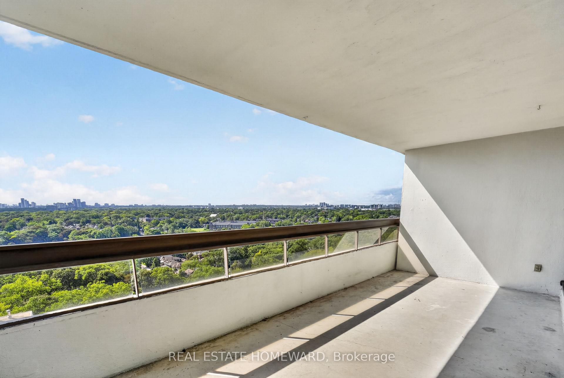Photo 31 of Unit 1804, 100 Quebec Avenue, Toronto, High Park North — HOMEH