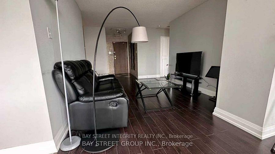 Photo 10 of Unit 2407, 550 Webb Drive, Mississauga, City Centre — HOMEH