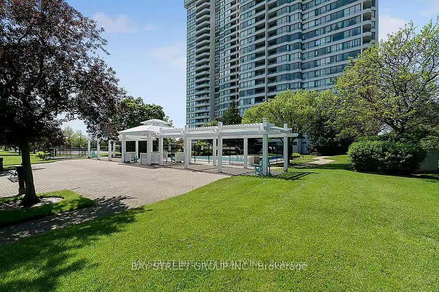Photo 13 of Unit 2407, 550 Webb Drive, Mississauga, City Centre — HOMEH