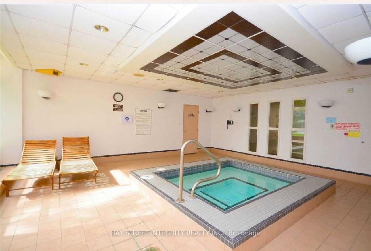 Photo 16 of Unit 2407, 550 Webb Drive, Mississauga, City Centre — HOMEH