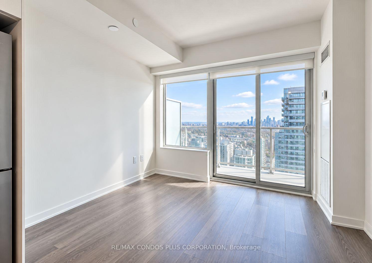 Photo 3 of Unit 3508, 195 Redpath Avenue, Toronto, Mount Pleasant West — HOMEH