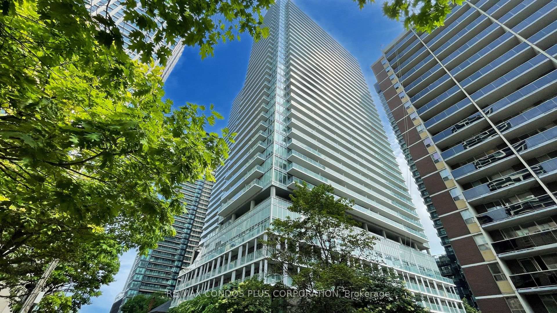 Photo 18 of Unit 3508, 195 Redpath Avenue, Toronto, Mount Pleasant West — HOMEH
