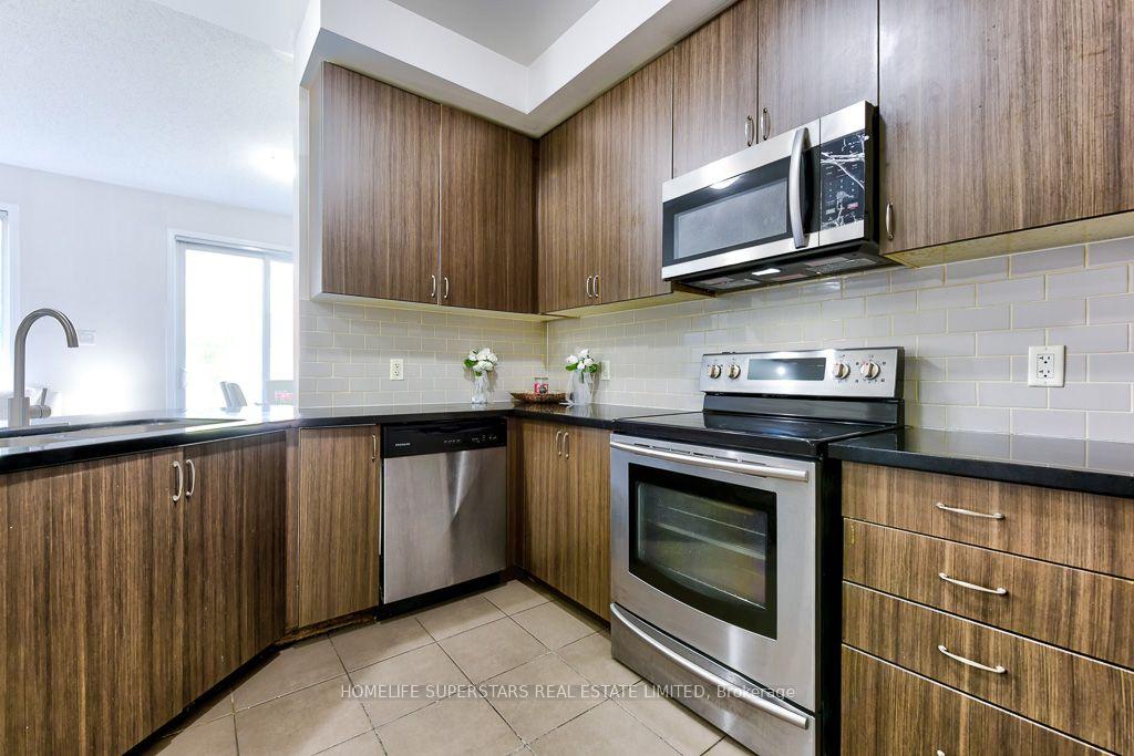 Photo 8 of 61 Utopia Way, Brampton, Bram East — HOMEH