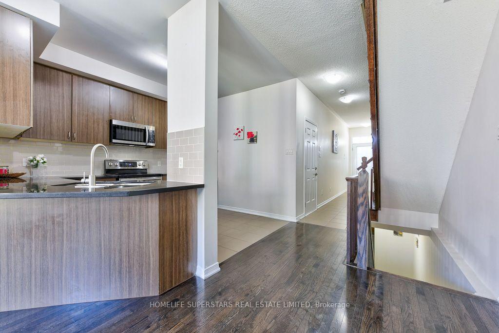 Photo 13 of 61 Utopia Way, Brampton, Bram East — HOMEH