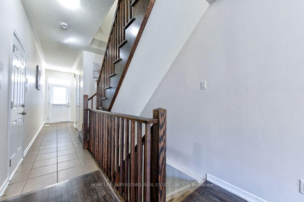 Photo 15 of 61 Utopia Way, Brampton, Bram East — HOMEH