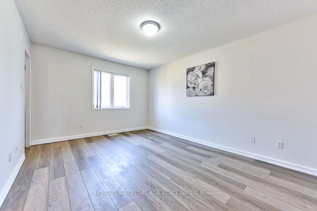 Photo 20 of 61 Utopia Way, Brampton, Bram East — HOMEH