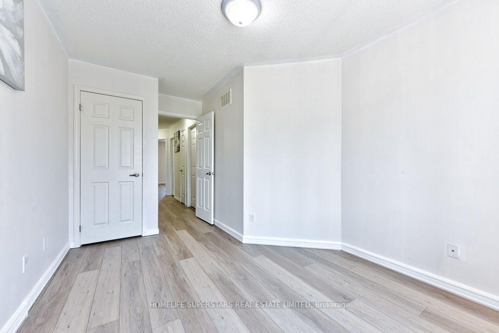 Photo 23 of 61 Utopia Way, Brampton, Bram East — HOMEH