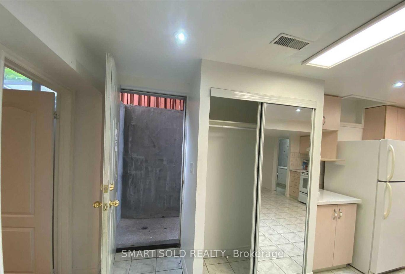Photo 3 of Unit Bsmt, 56 Quantum Street, Markham, Middlefield — HOMEH
