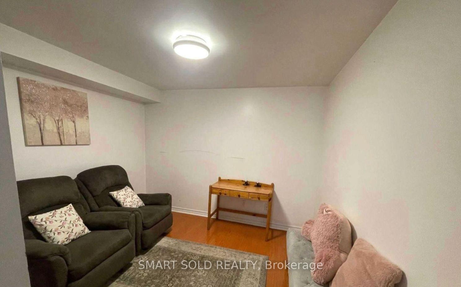 Photo 9 of Unit Bsmt, 56 Quantum Street, Markham, Middlefield — HOMEH