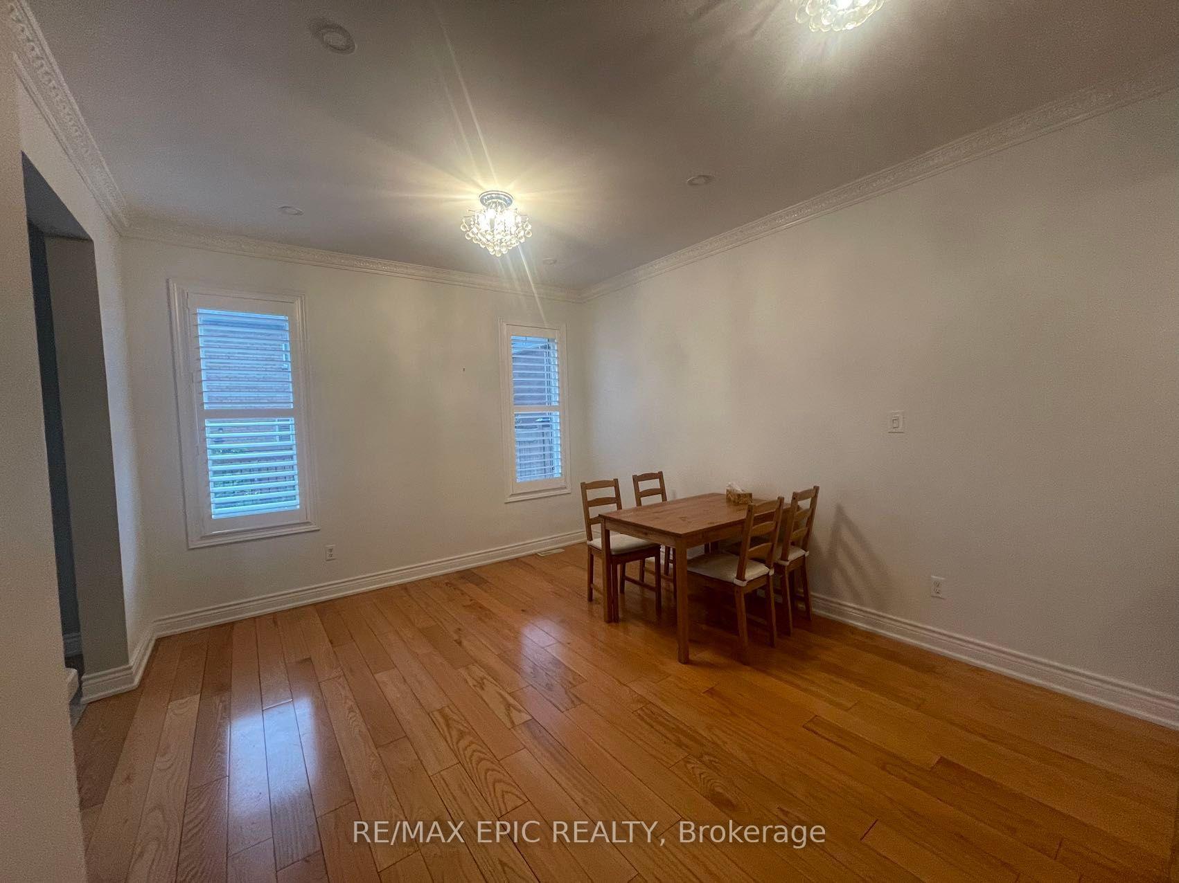 Photo 7 of 19 Fitzroy Avenue, Markham, Wismer — HOMEH
