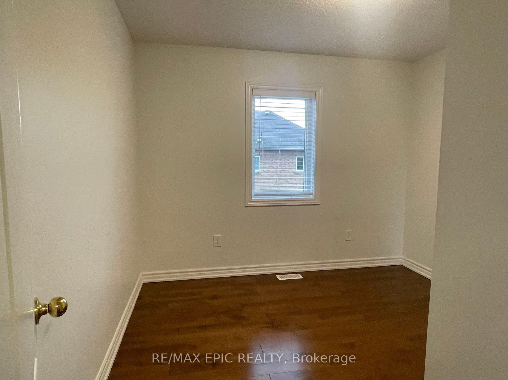 Photo 19 of 19 Fitzroy Avenue, Markham, Wismer — HOMEH