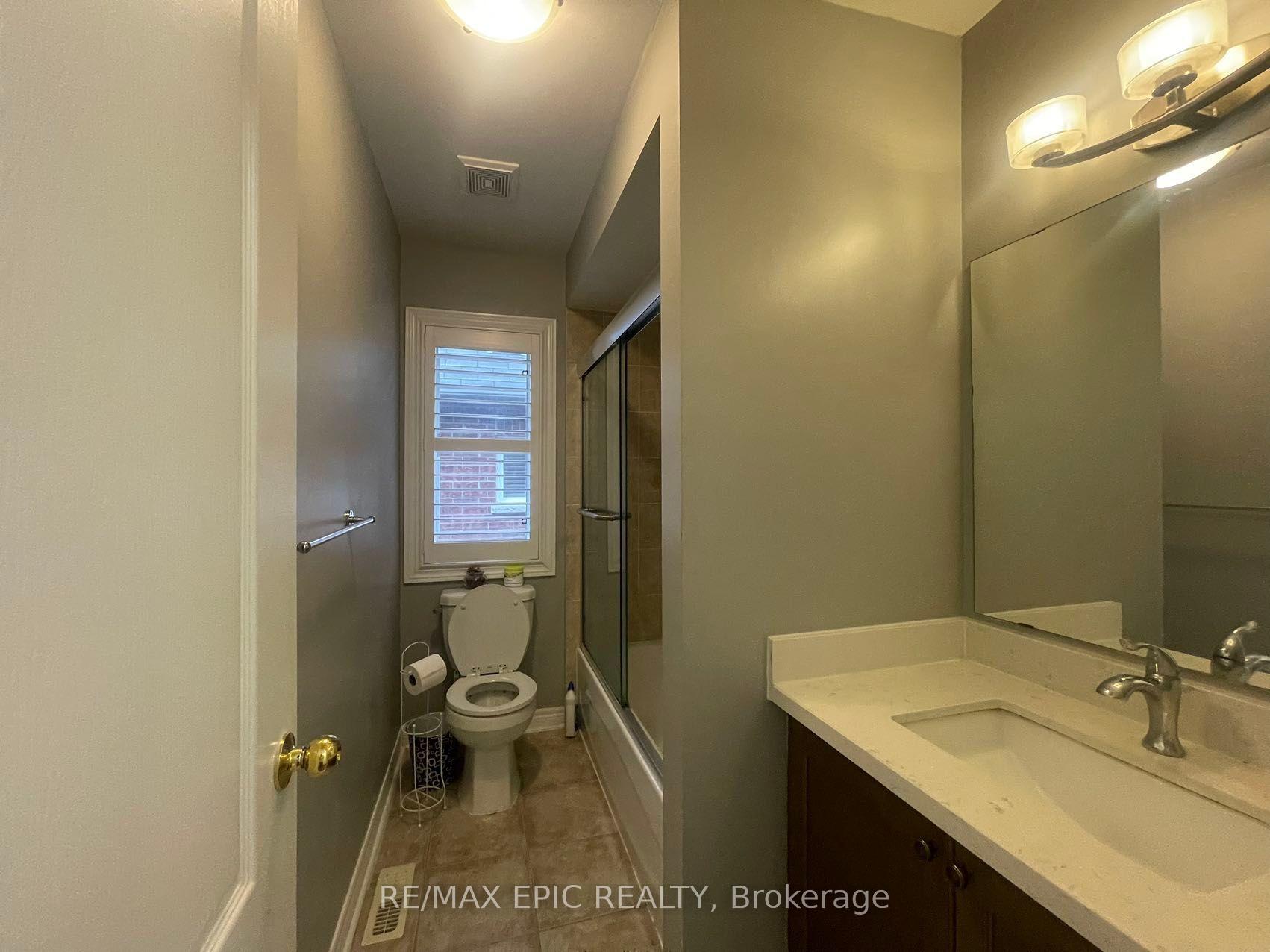 Photo 21 of 19 Fitzroy Avenue, Markham, Wismer — HOMEH