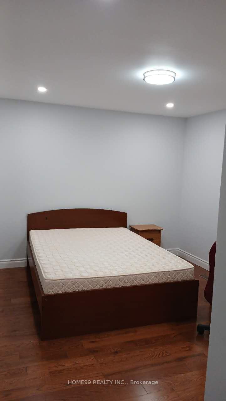 Photo 3 of Unit Suite A Second Floor, 24 Glendale Road, Markham, Thornlea — HOMEH