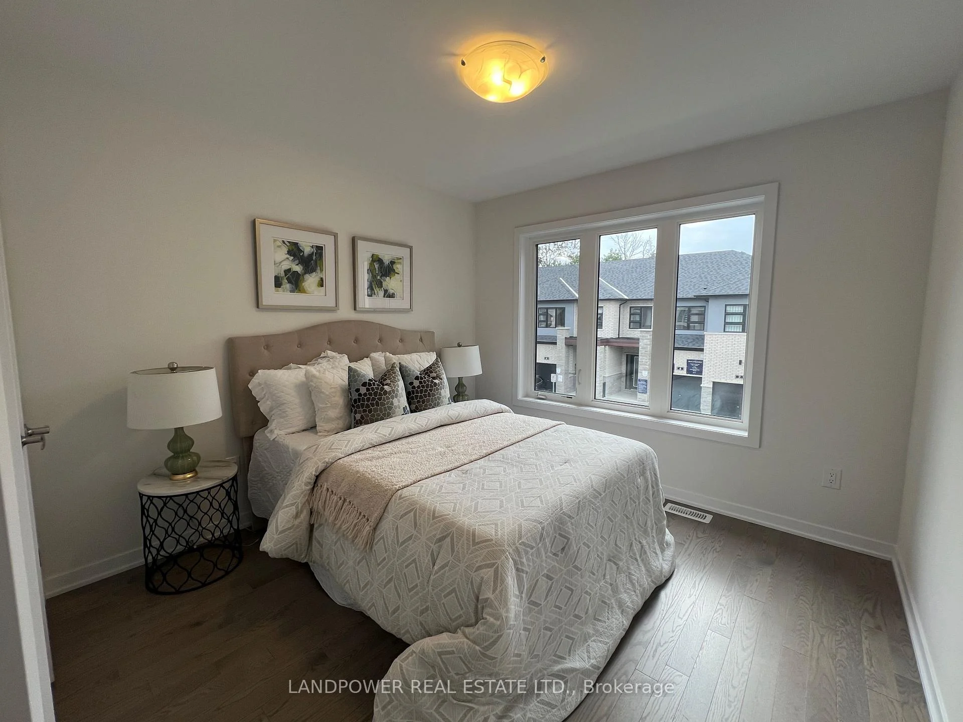 Photo 25 of 157 Anna Russell Way, Markham, Unionville — HOMEH