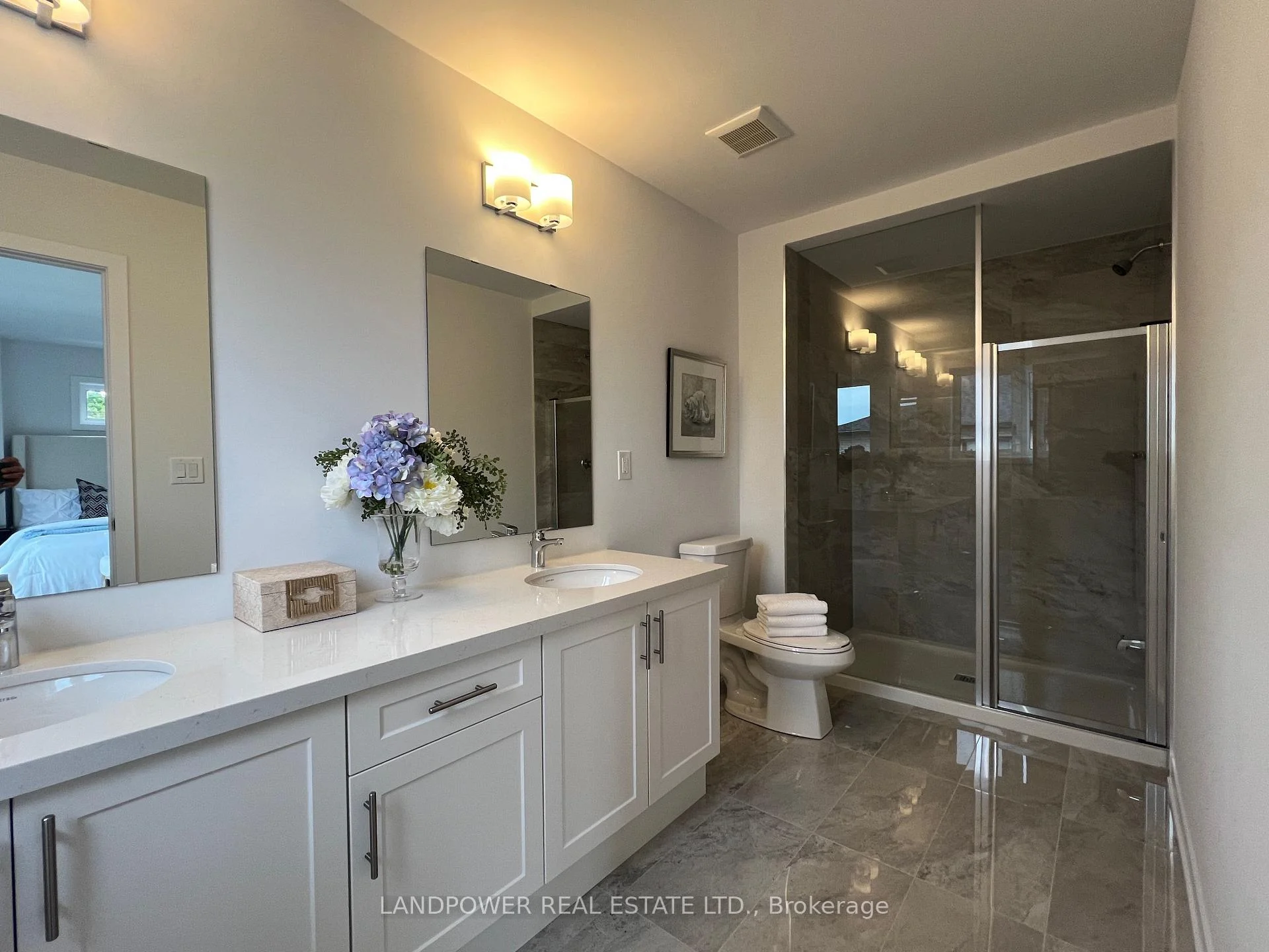 Photo 31 of 157 Anna Russell Way, Markham, Unionville — HOMEH