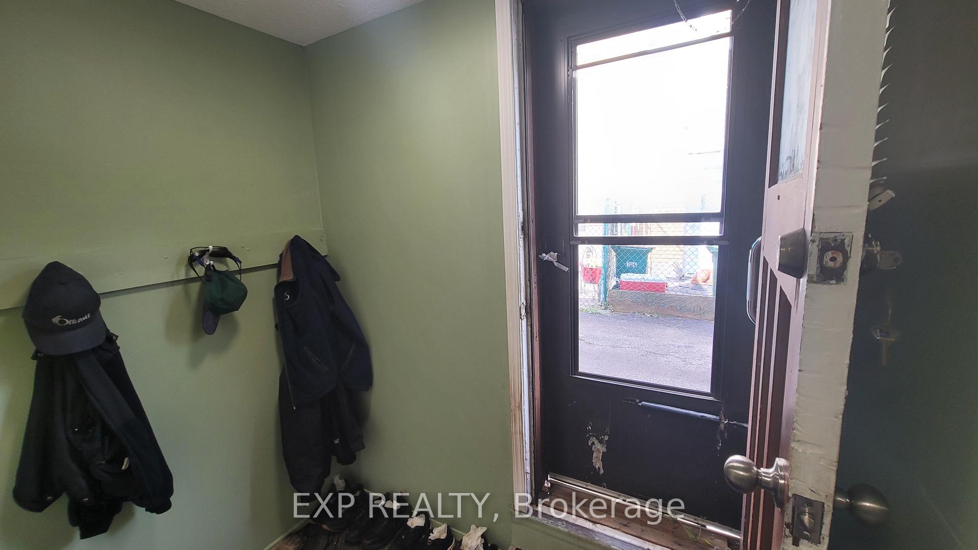 Photo 17 of 1747 Heron Road, Ottawa, Guildwood Estates - Urbandale Acres — HOMEH
