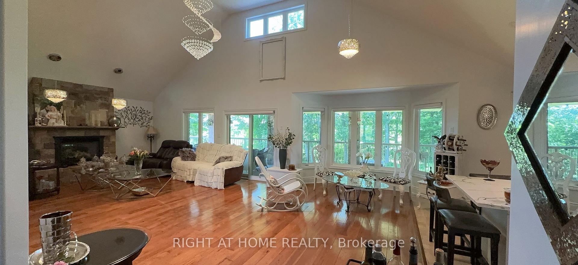 Photo 6 of 1453 Millenium Court, Kingston, City North of 401 — HOMEH