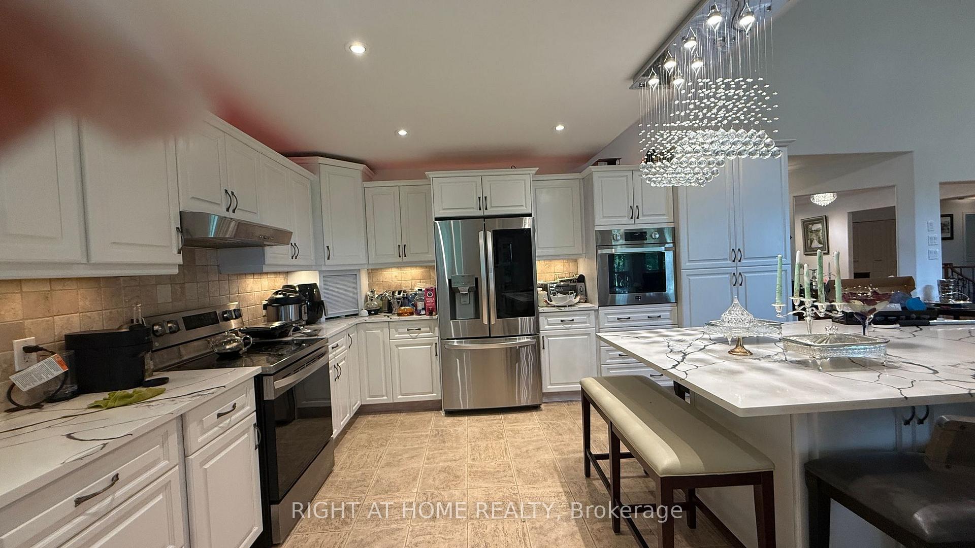 Photo 17 of 1453 Millenium Court, Kingston, City North of 401 — HOMEH