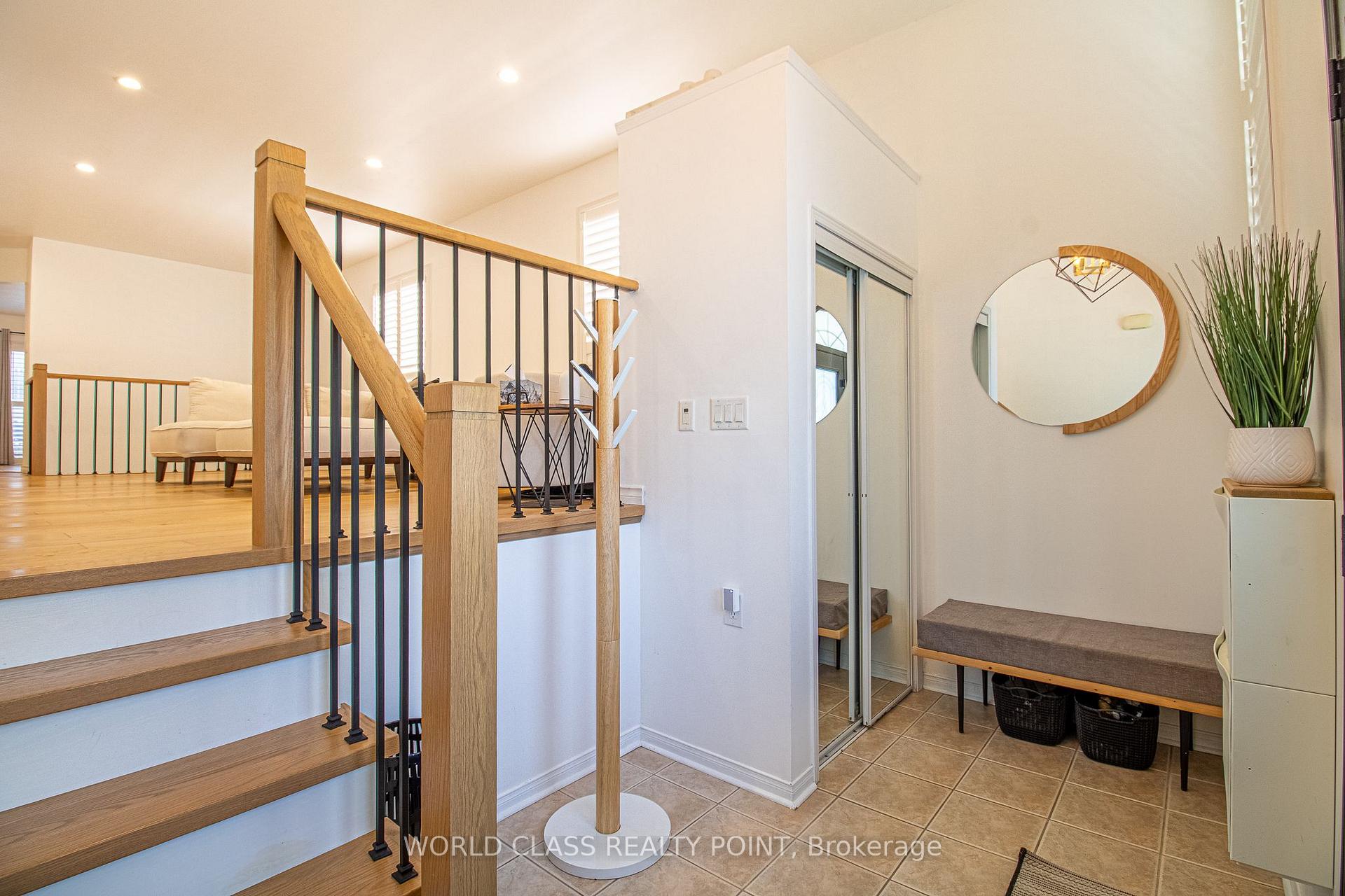 Photo 4 of 16 Tregate Crescent, Brampton, Fletcher's Meadow — HOMEH